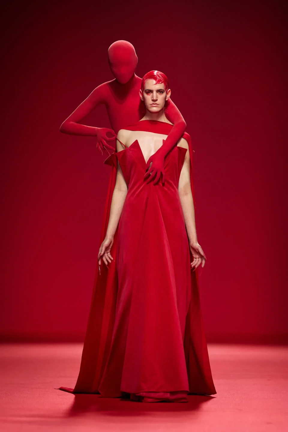 00024-robert-wun-spring-2024-couture-credit-brand