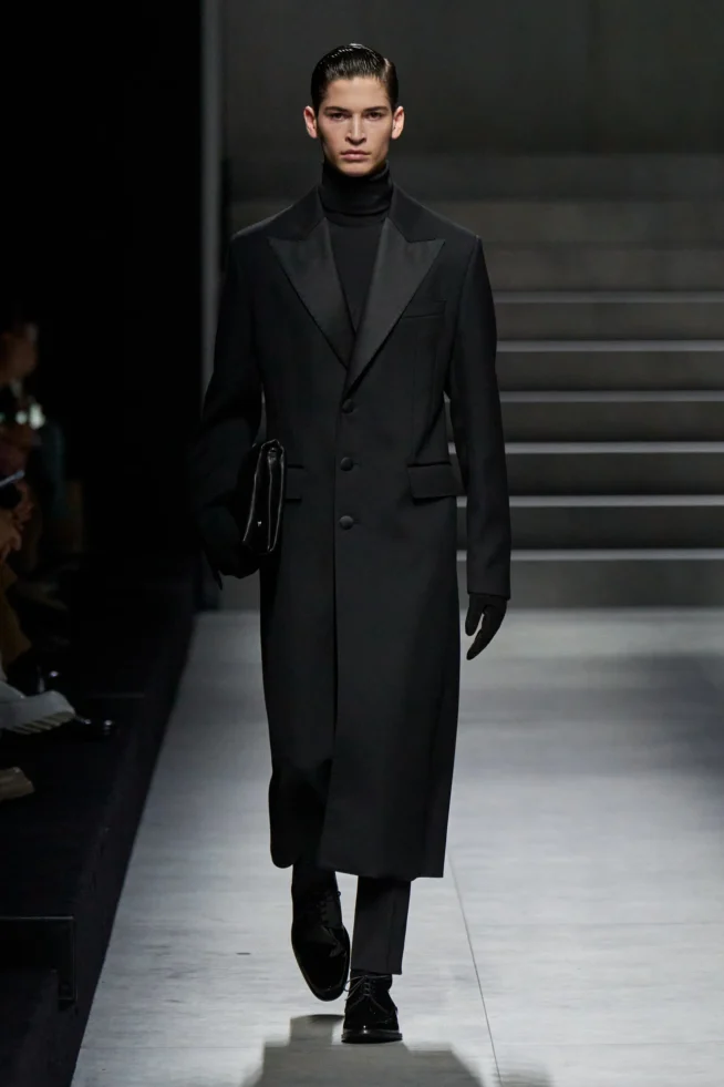 00025-dolce-and-gabbana-fall-2024-menswear-credit-gorunway