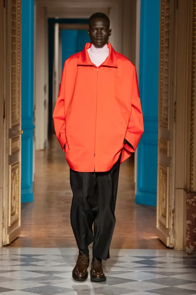 00025-valentino-fall-2024-mens-credit-brand