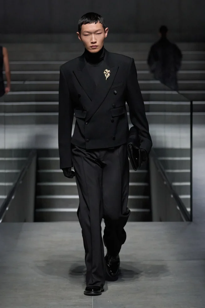 00026-dolce-and-gabbana-fall-2024-menswear-credit-gorunway