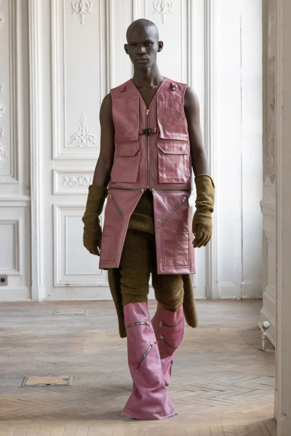 00029-rick-owens-fall-2024-menswear-credit-owenscorp