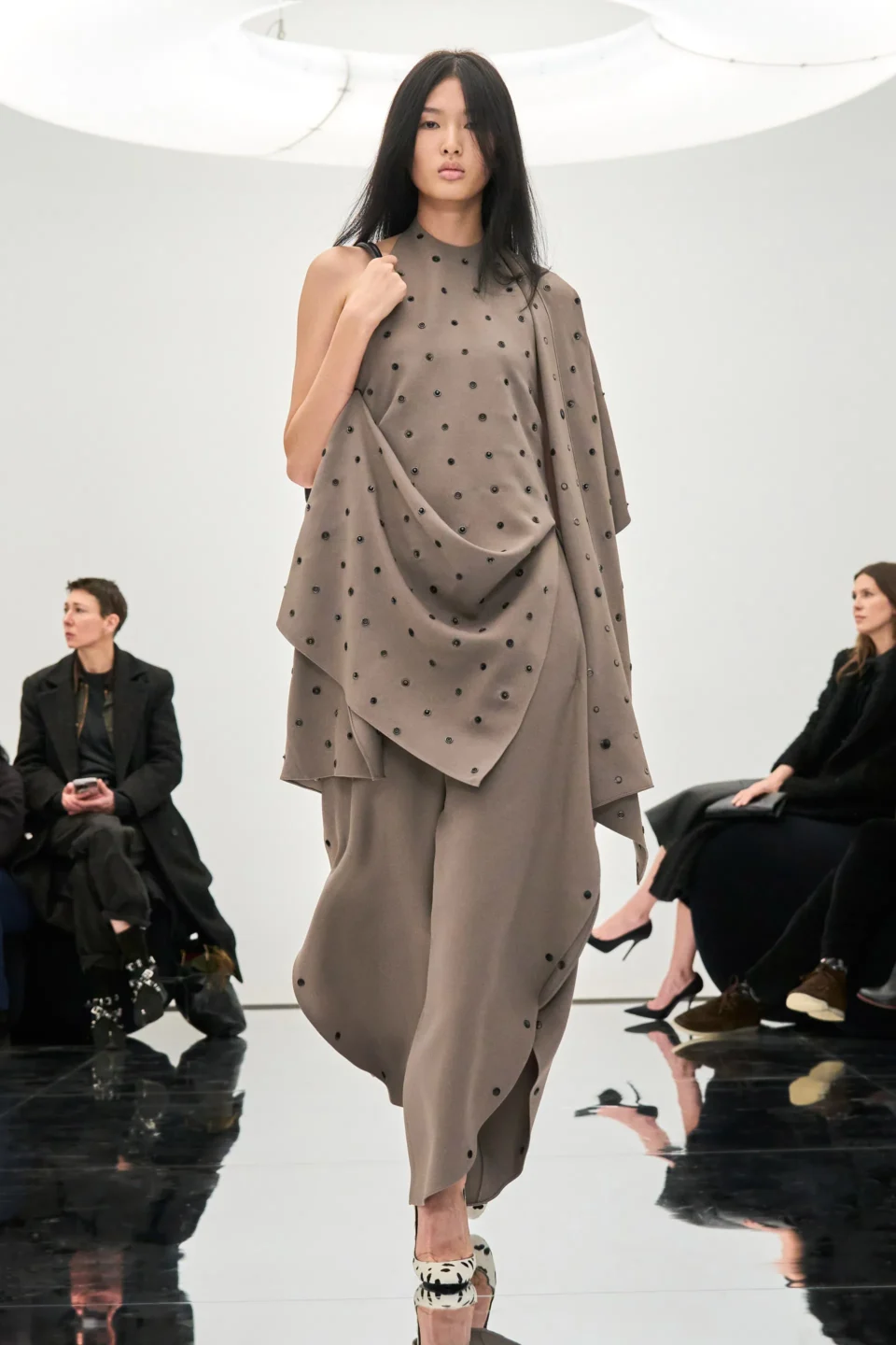 00030-alaia-fall-2024-ready-to-wear-credit-brand