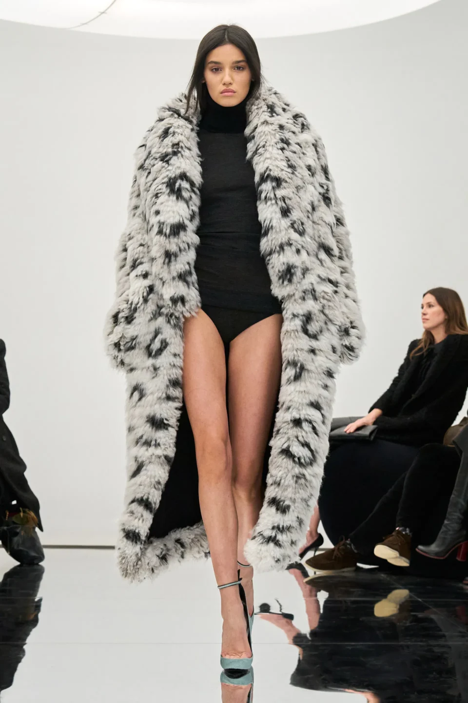 00031-alaia-fall-2024-ready-to-wear-credit-brand