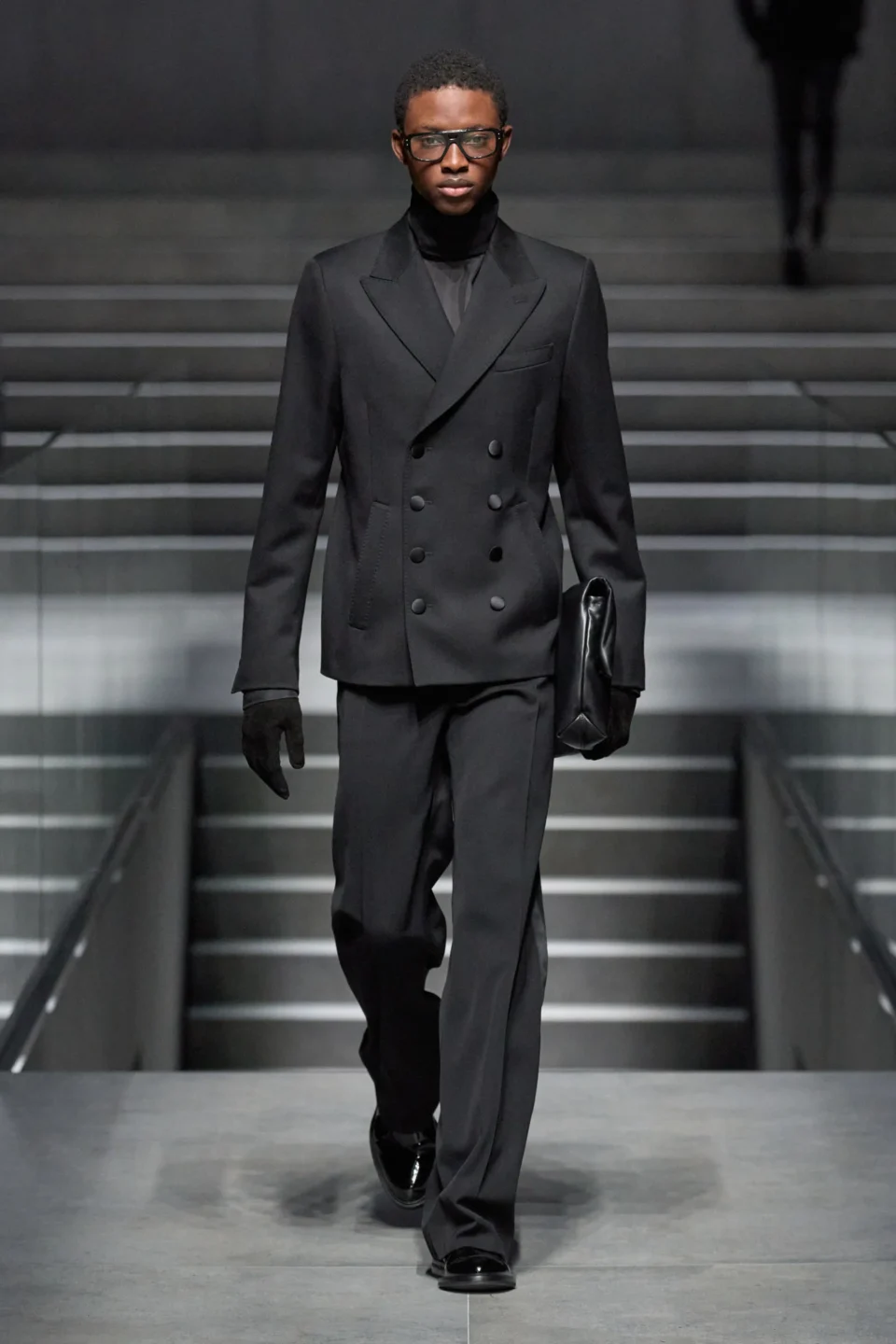 00032-dolce-and-gabbana-fall-2024-menswear-credit-gorunway