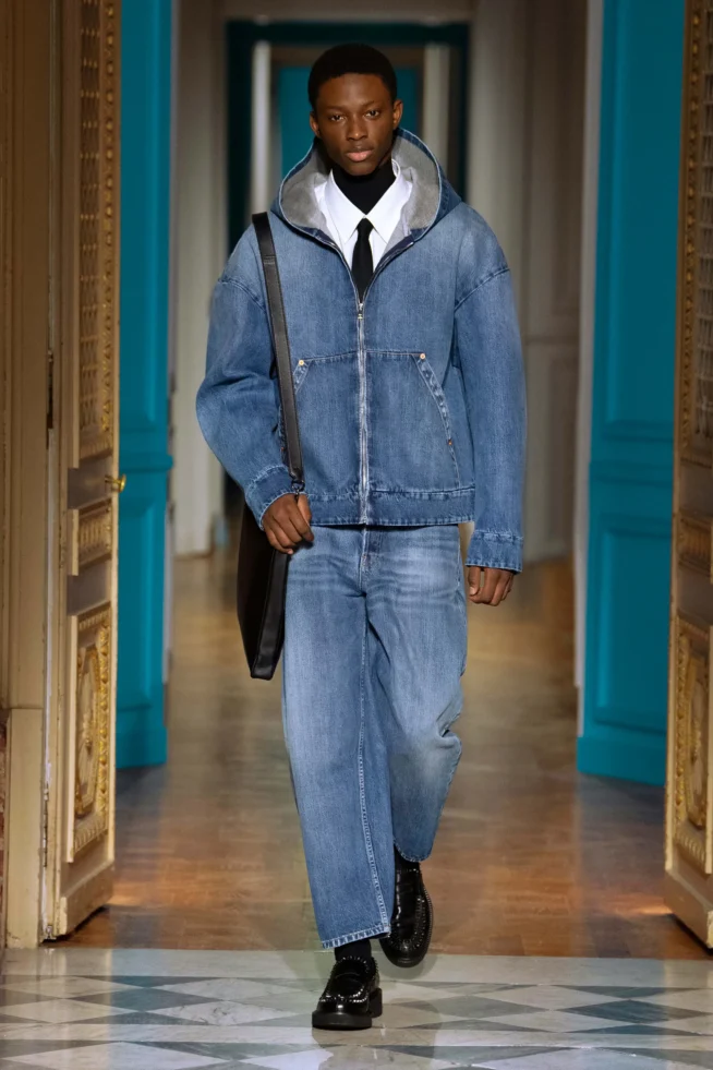 00032-valentino-fall-2024-mens-credit-brand