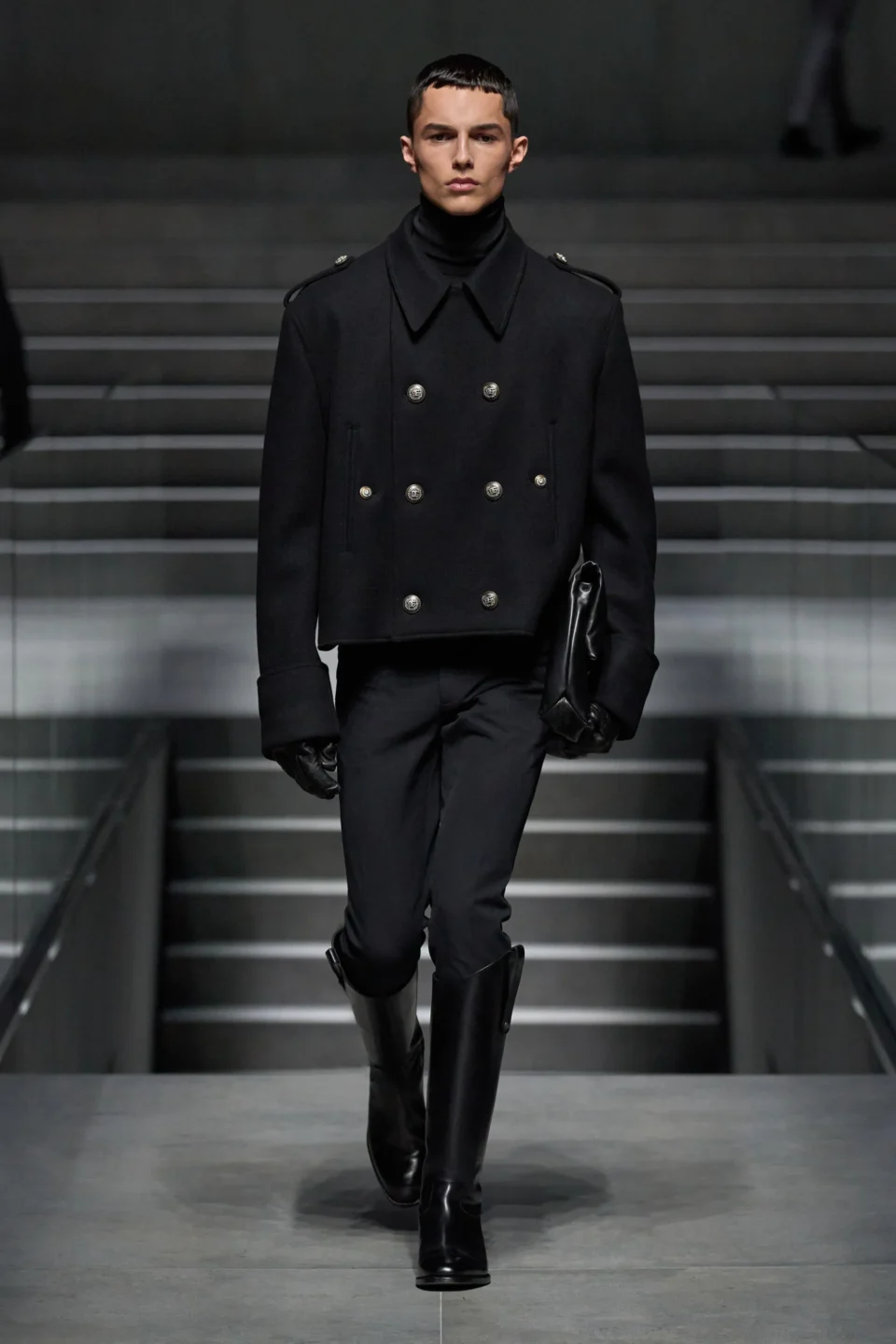 00034-dolce-and-gabbana-fall-2024-menswear-credit-gorunway