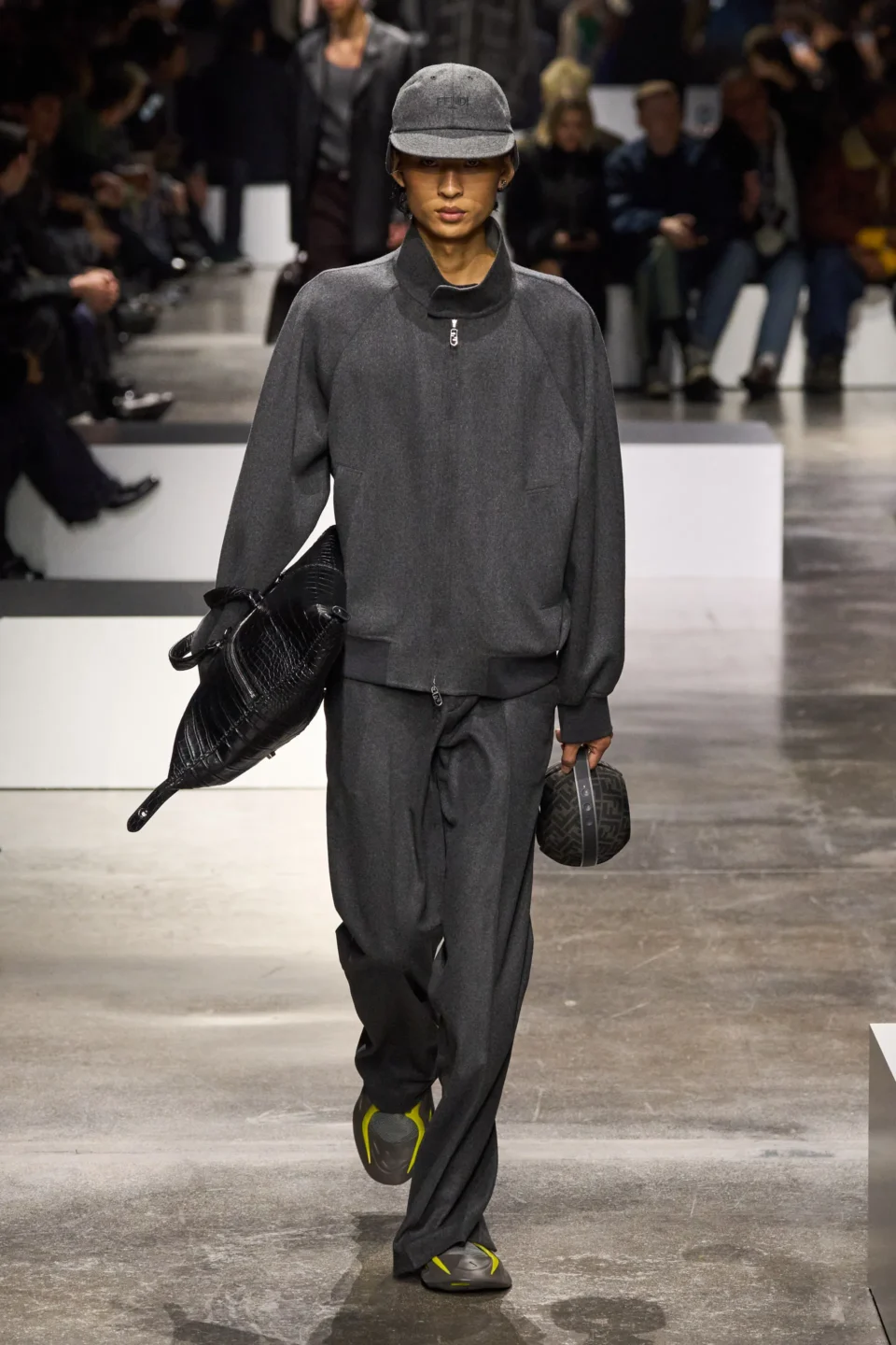 00034-fendi-fall-2024-menswear-credit-gorunway