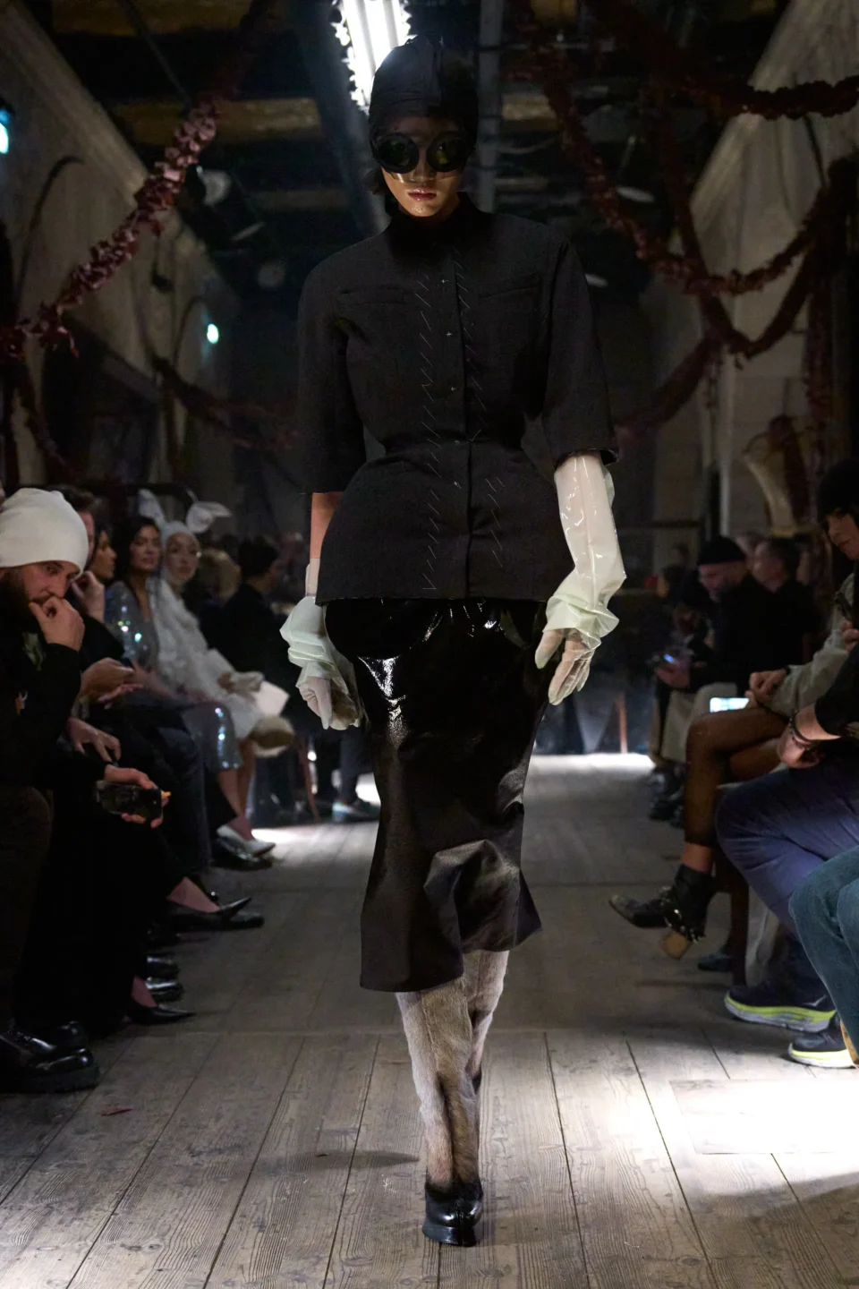 00037-maison-margiela-spring-2024-couture-credit-gorunway
