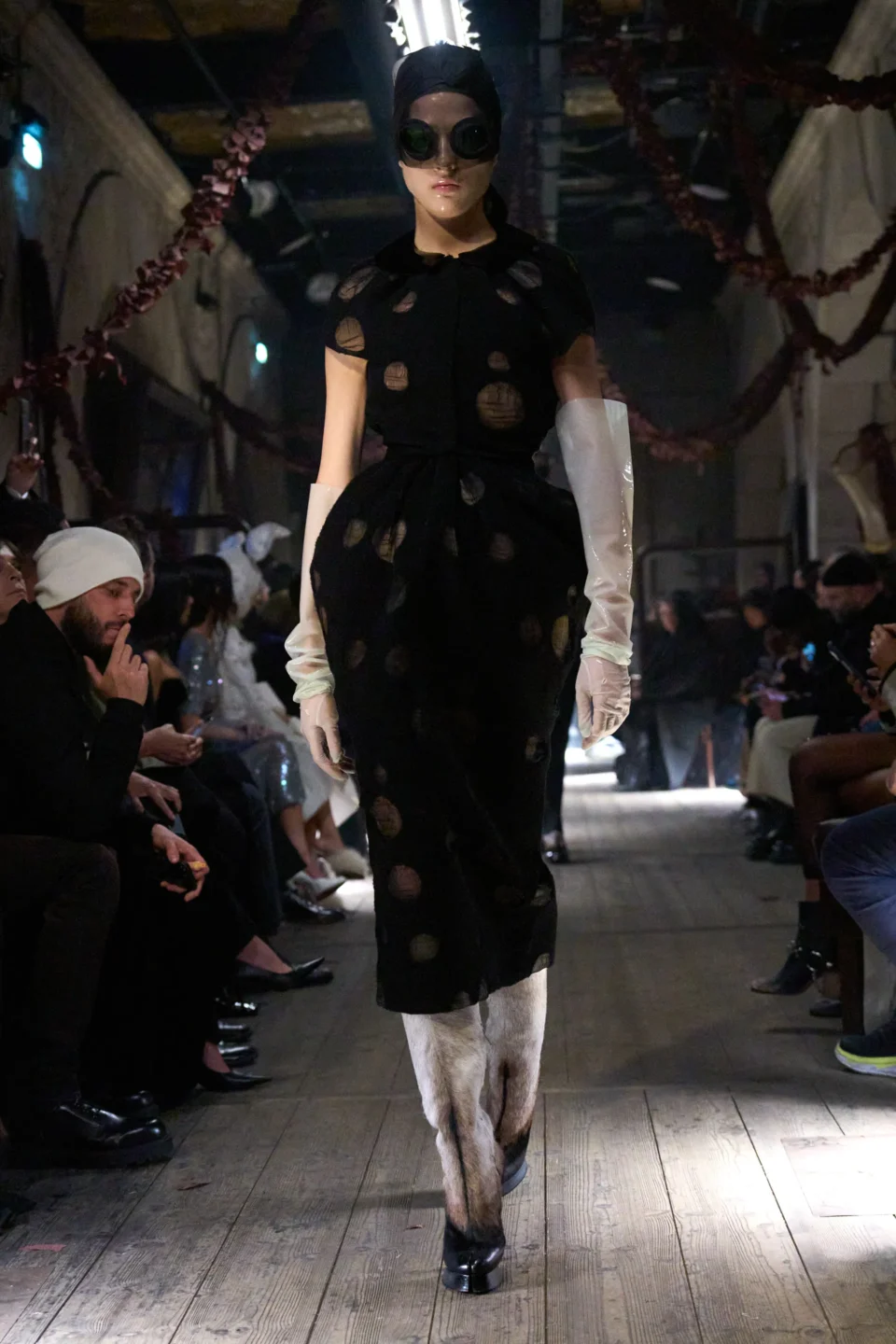 00038-maison-margiela-spring-2024-couture-credit-gorunway