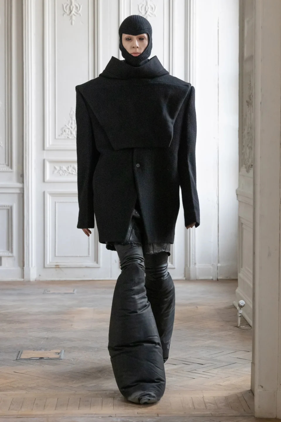 00040-rick-owens-fall-2024-menswear-credit-owenscorp