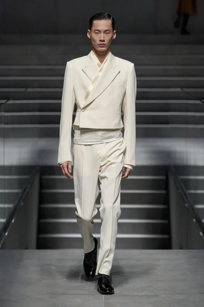 00042-dolce-and-gabbana-fall-2024-menswear-credit-gorunway