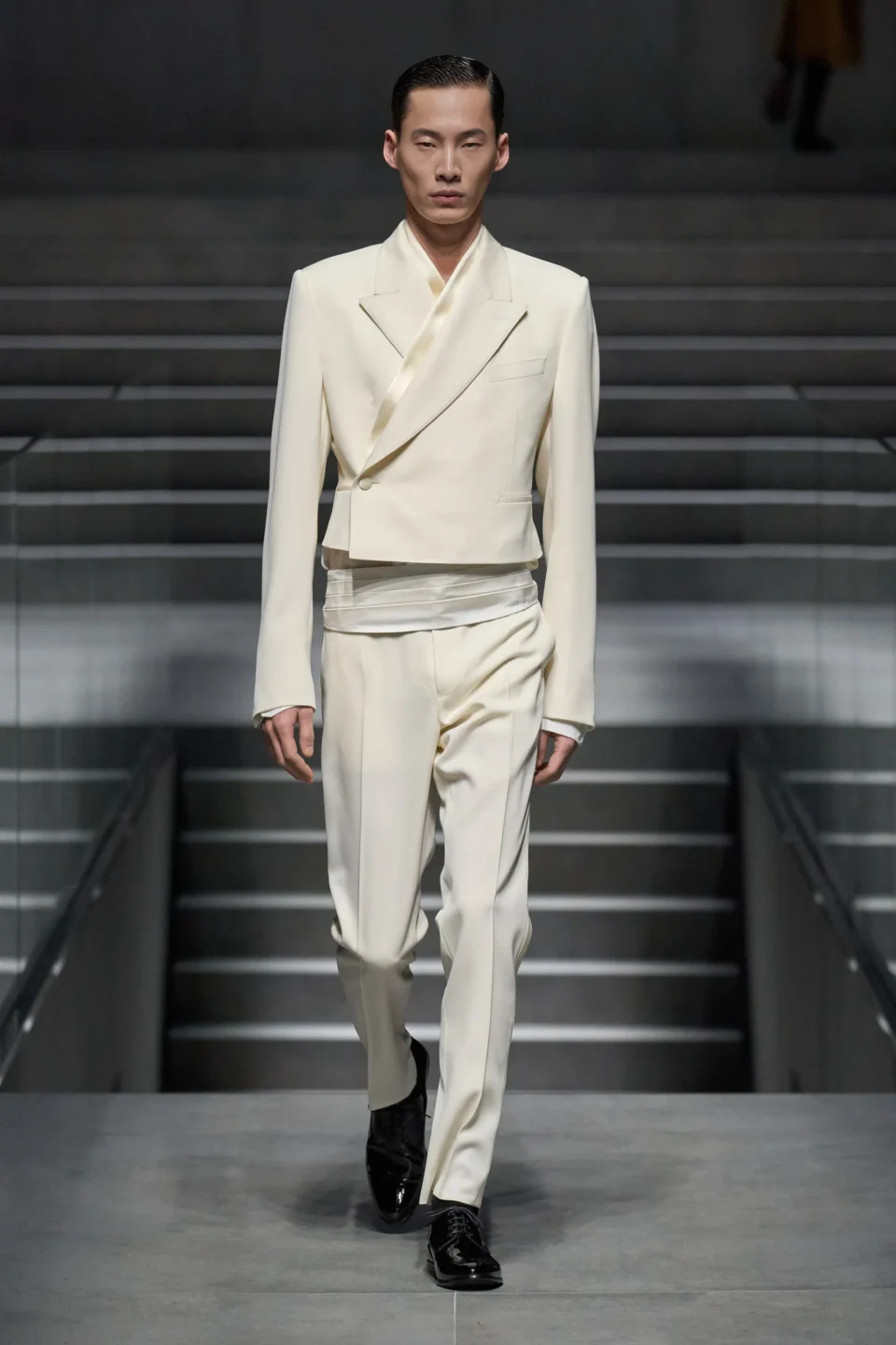 00042-dolce-and-gabbana-fall-2024-menswear-credit-gorunway