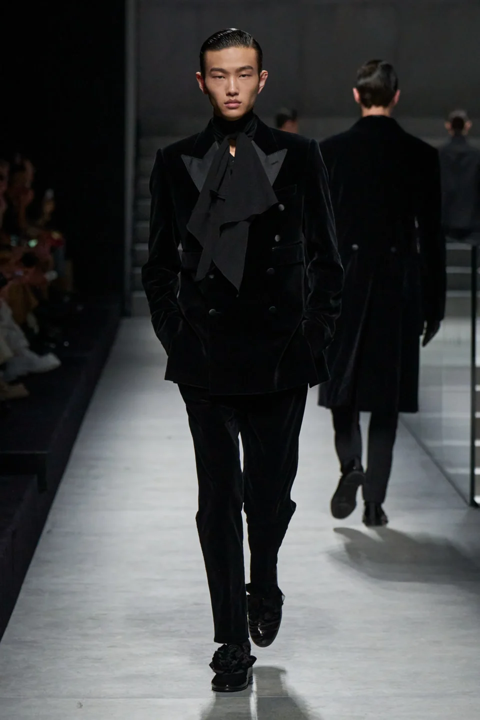 00043-dolce-and-gabbana-fall-2024-menswear-credit-gorunway