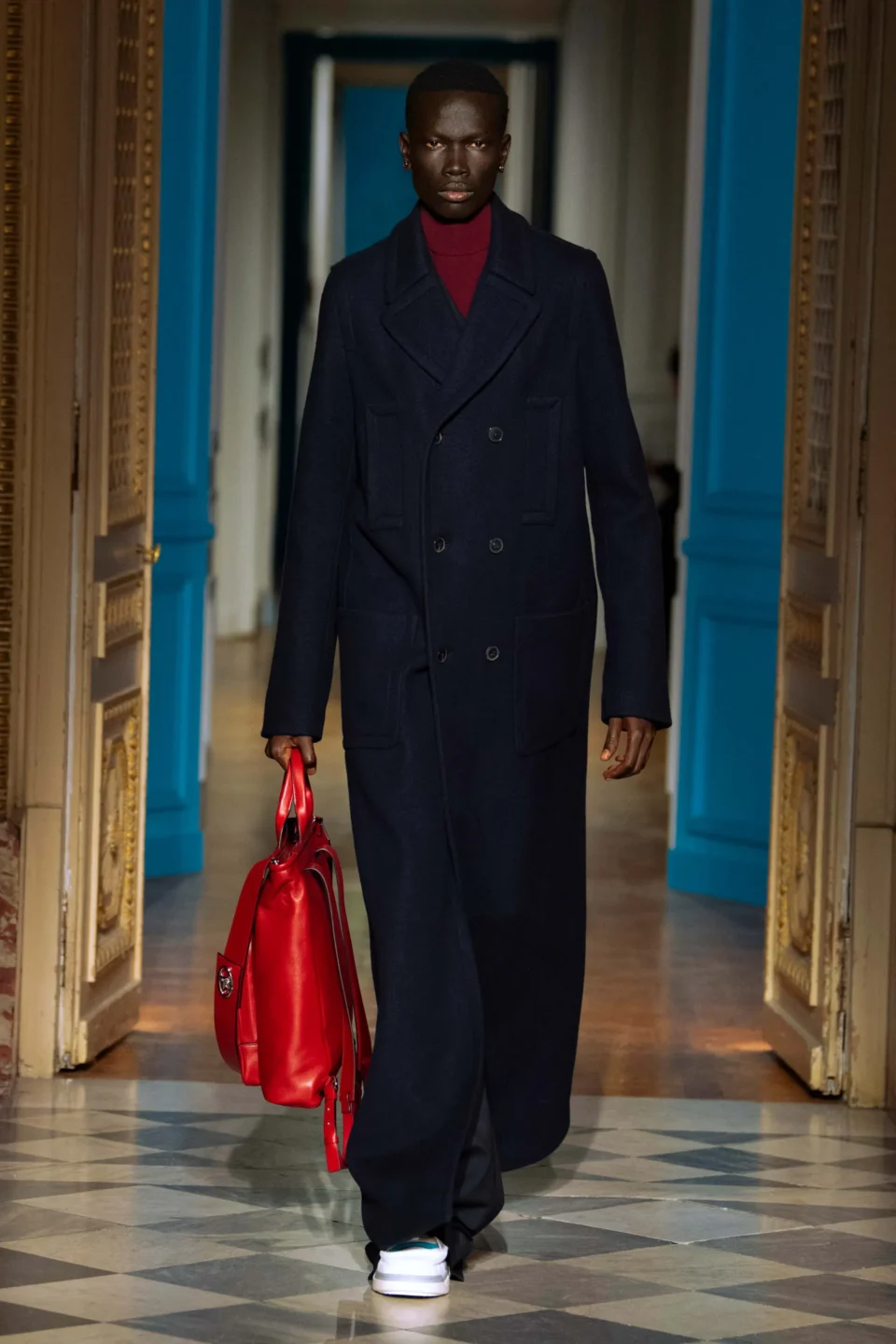 00043-valentino-fall-2024-mens-credit-brand