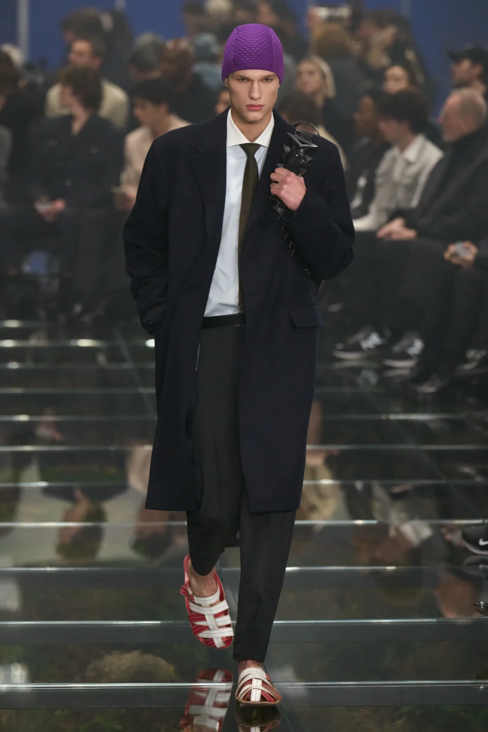00044-prada-fall-2024-menswear-credit-gorunway