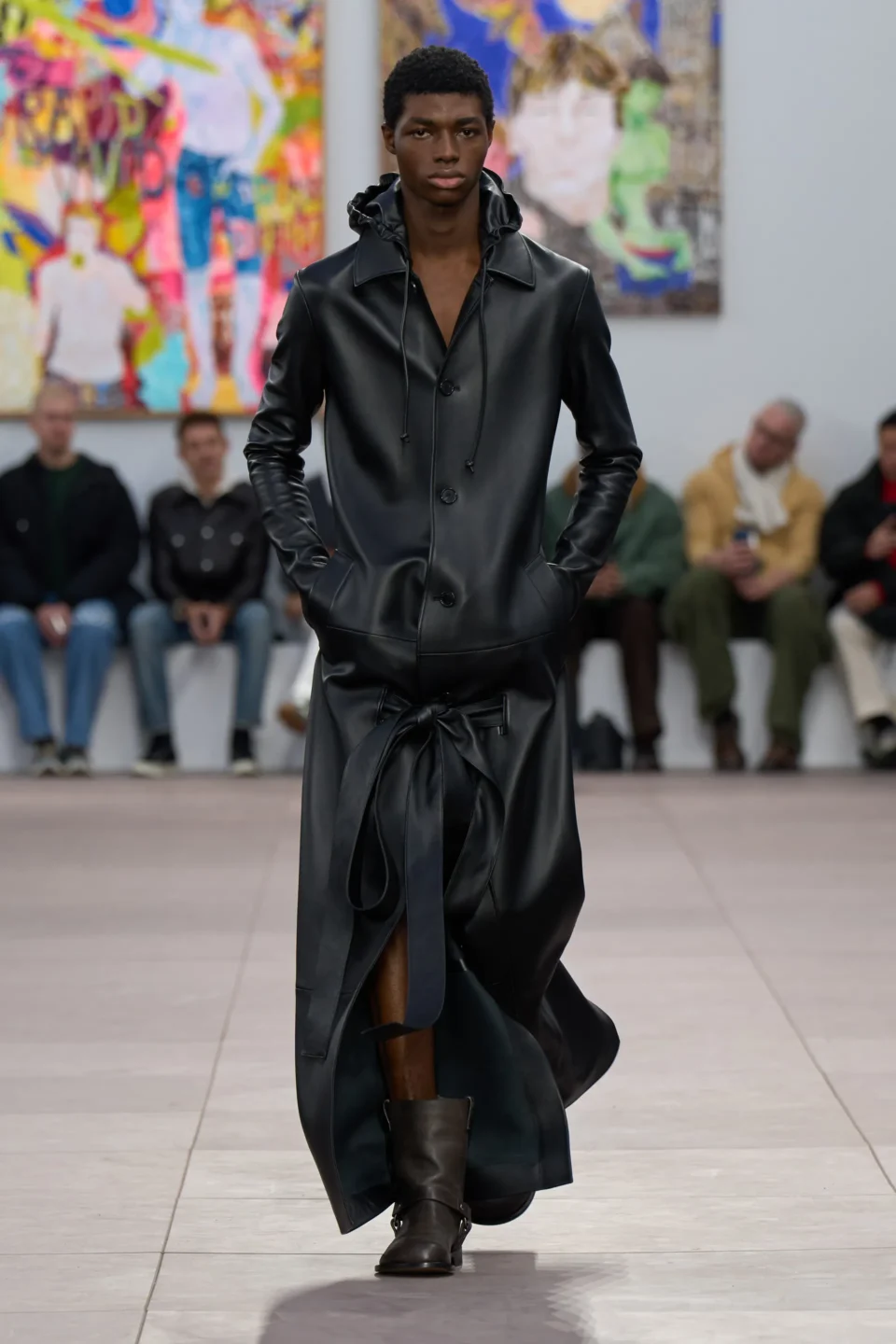 00047-loewe-fall-2024-mens-credit-gorunway