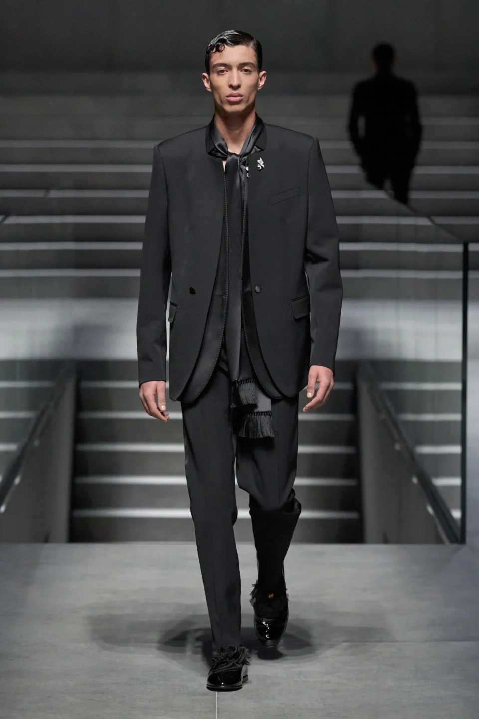 00048-dolce-and-gabbana-fall-2024-menswear-credit-gorunway