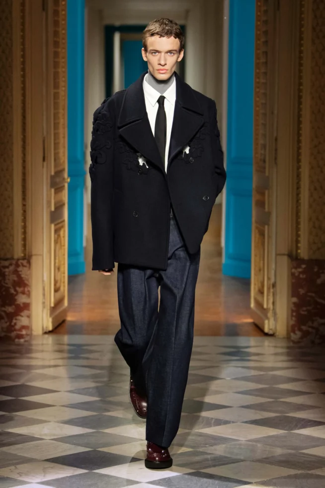 00048-valentino-fall-2024-mens-credit-brand
