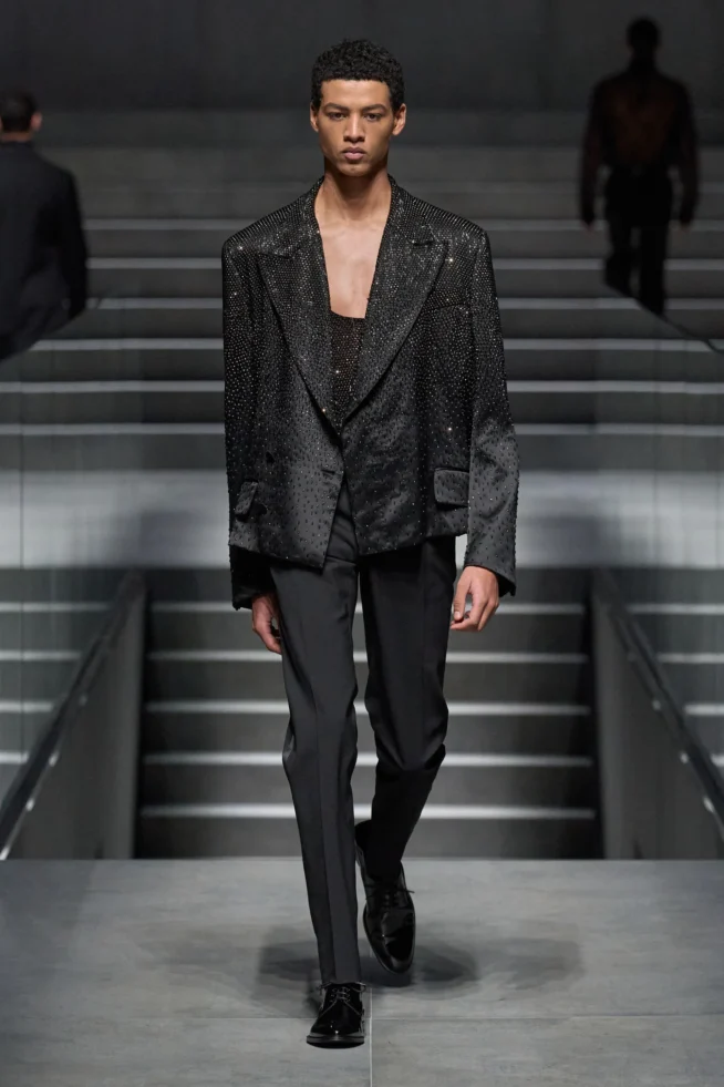00052-dolce-and-gabbana-fall-2024-menswear-credit-gorunway