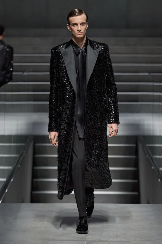 00054-dolce-and-gabbana-fall-2024-menswear-credit-gorunway