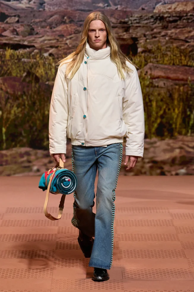 00055-louis-vuitton-fall-2024-menswear-credit-gorunway
