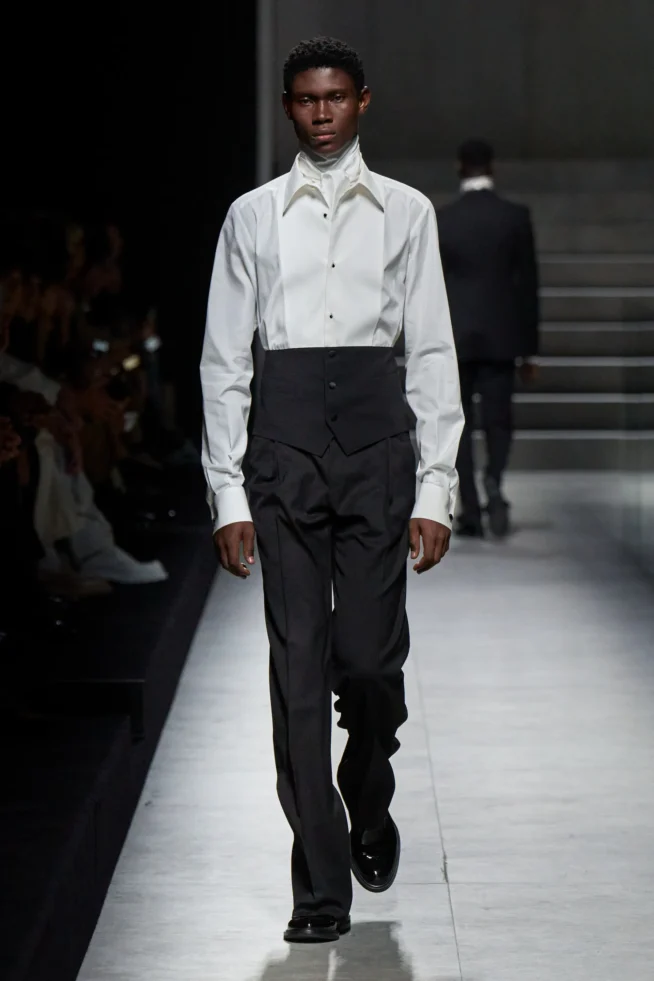 00059-dolce-and-gabbana-fall-2024-menswear-credit-gorunway