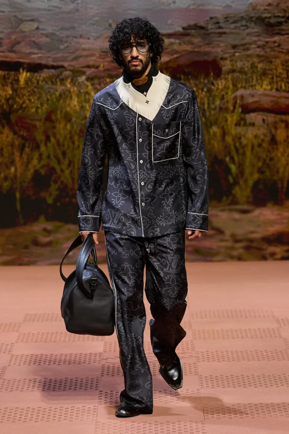 00069-louis-vuitton-fall-2024-menswear-credit-gorunway