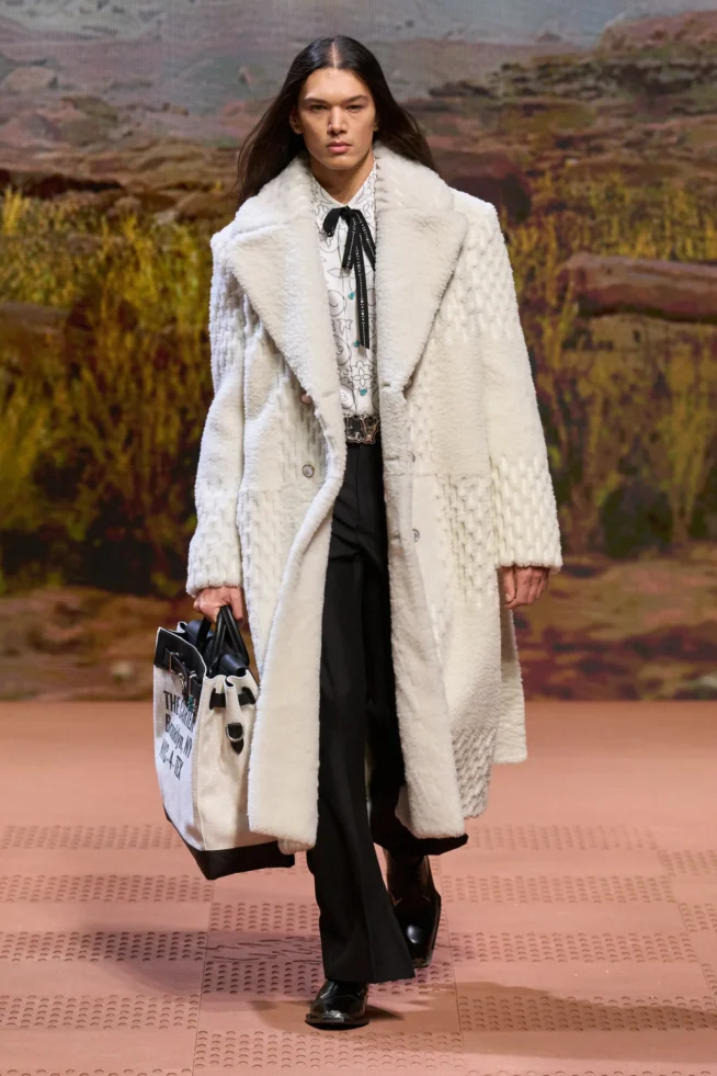 00073-louis-vuitton-fall-2024-menswear-credit-gorunway