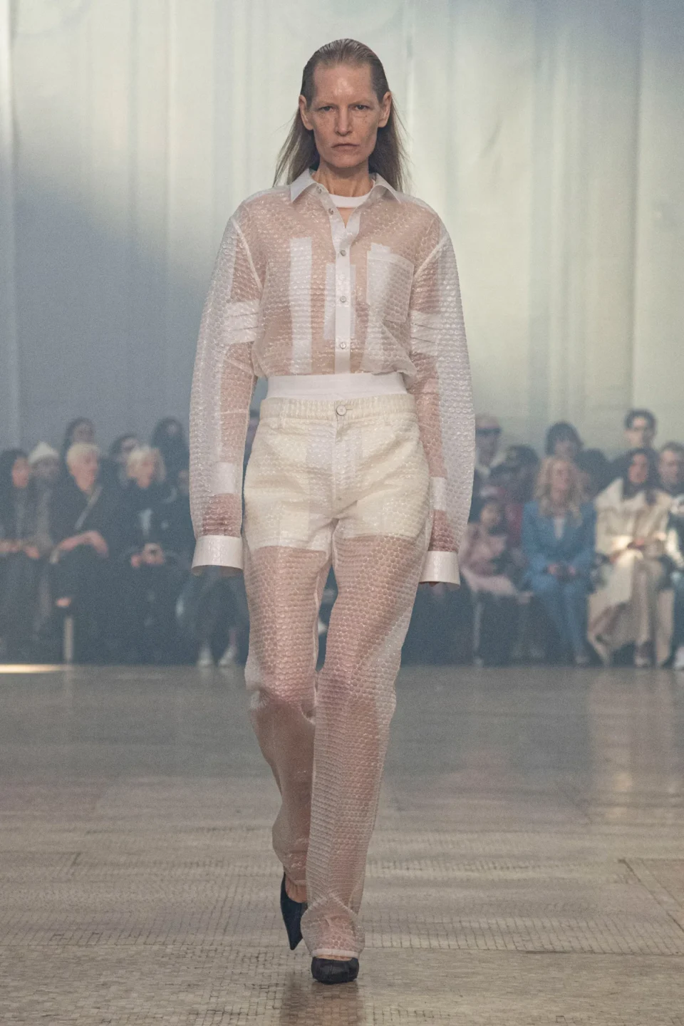00001-helmut-lang-fall-2024-ready-to-wear-credit-brand