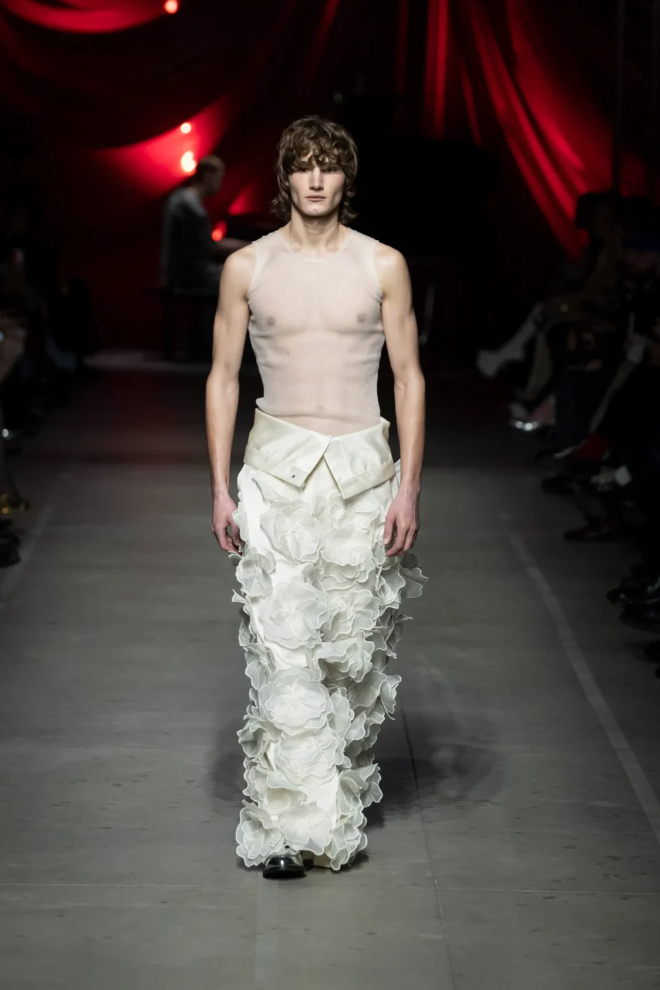 00002-gcds-fall-2024-ready-to-wear-credit-brand