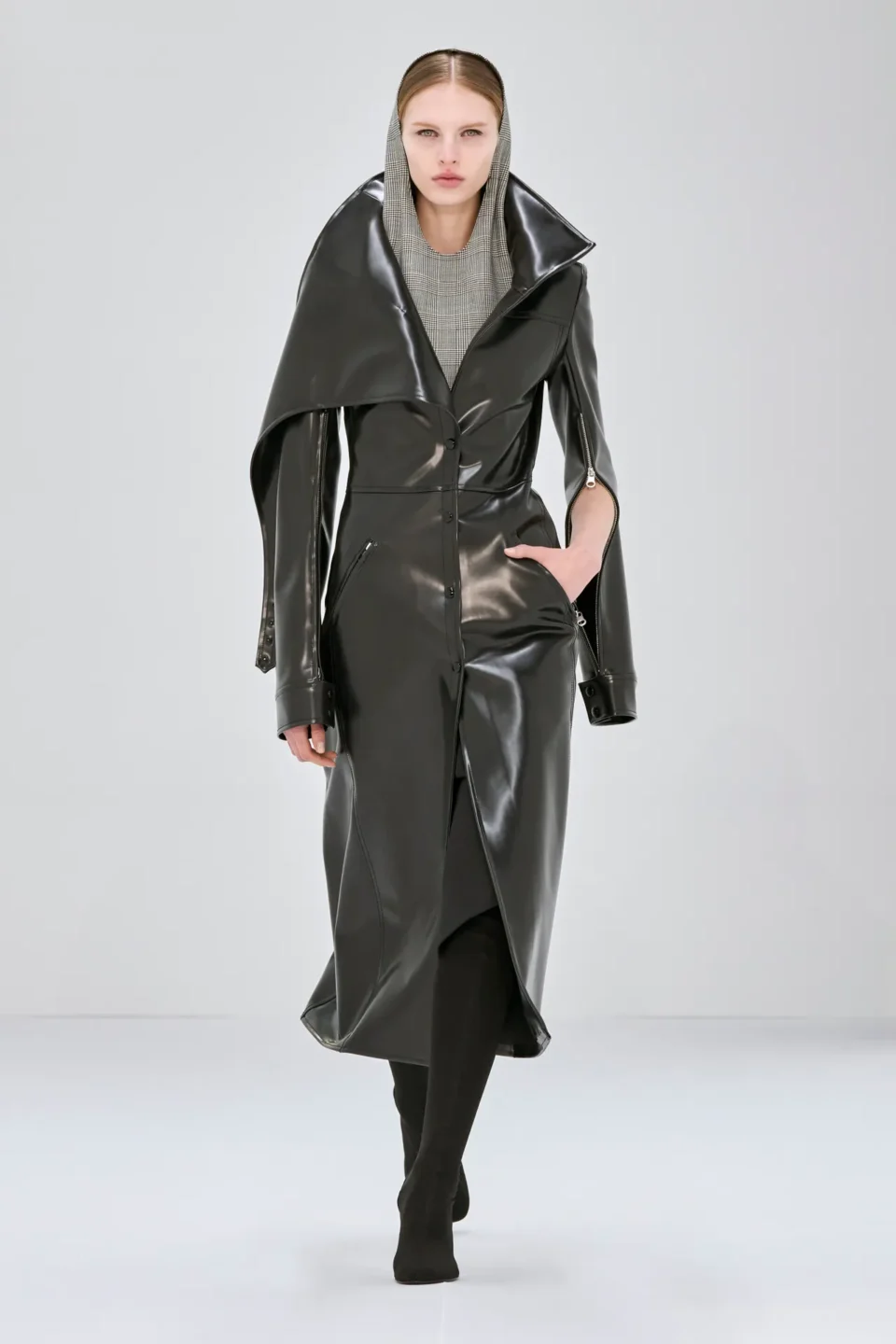 00004-courreges-fall-2024-ready-to-wear-credit-brand