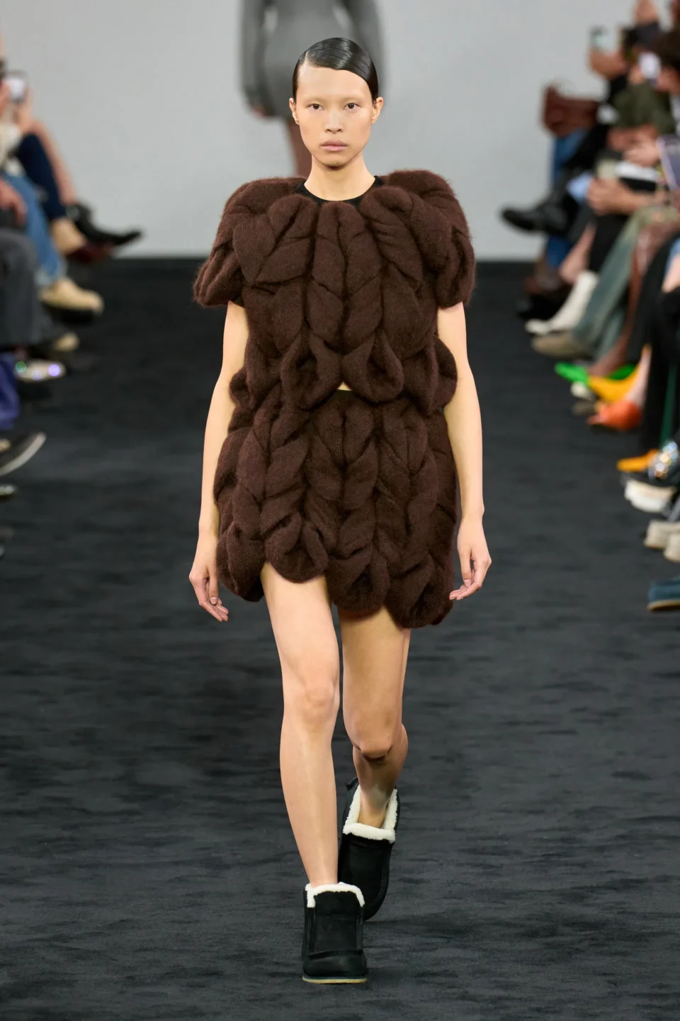 00004-j-w-anderson-fall-2024-ready-to-wear-credit-gorunway