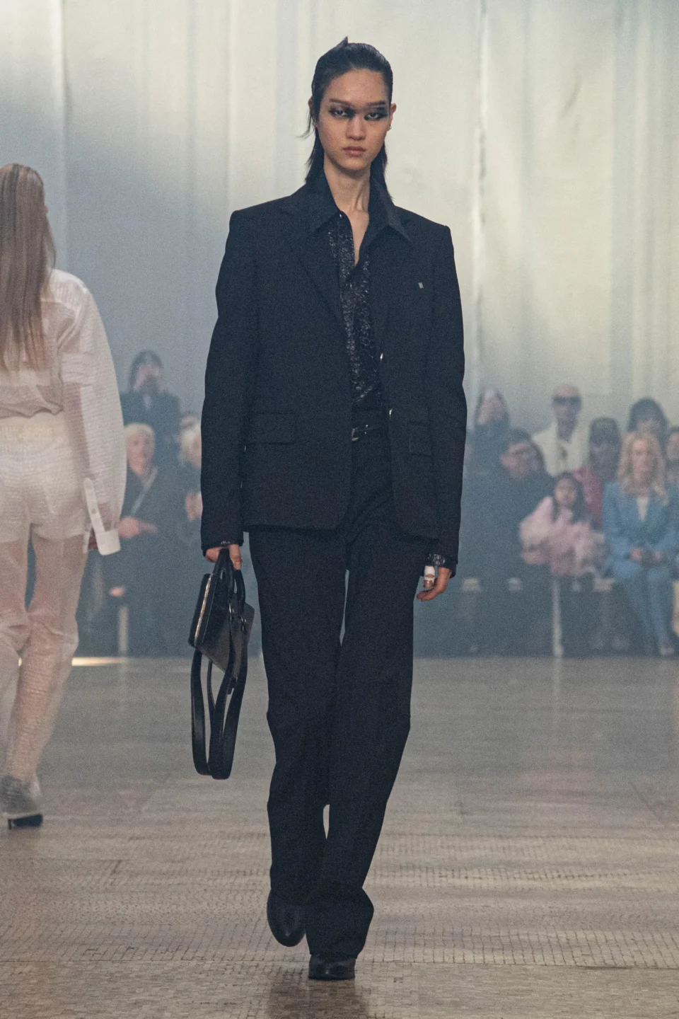 00005-helmut-lang-fall-2024-ready-to-wear-credit-brand