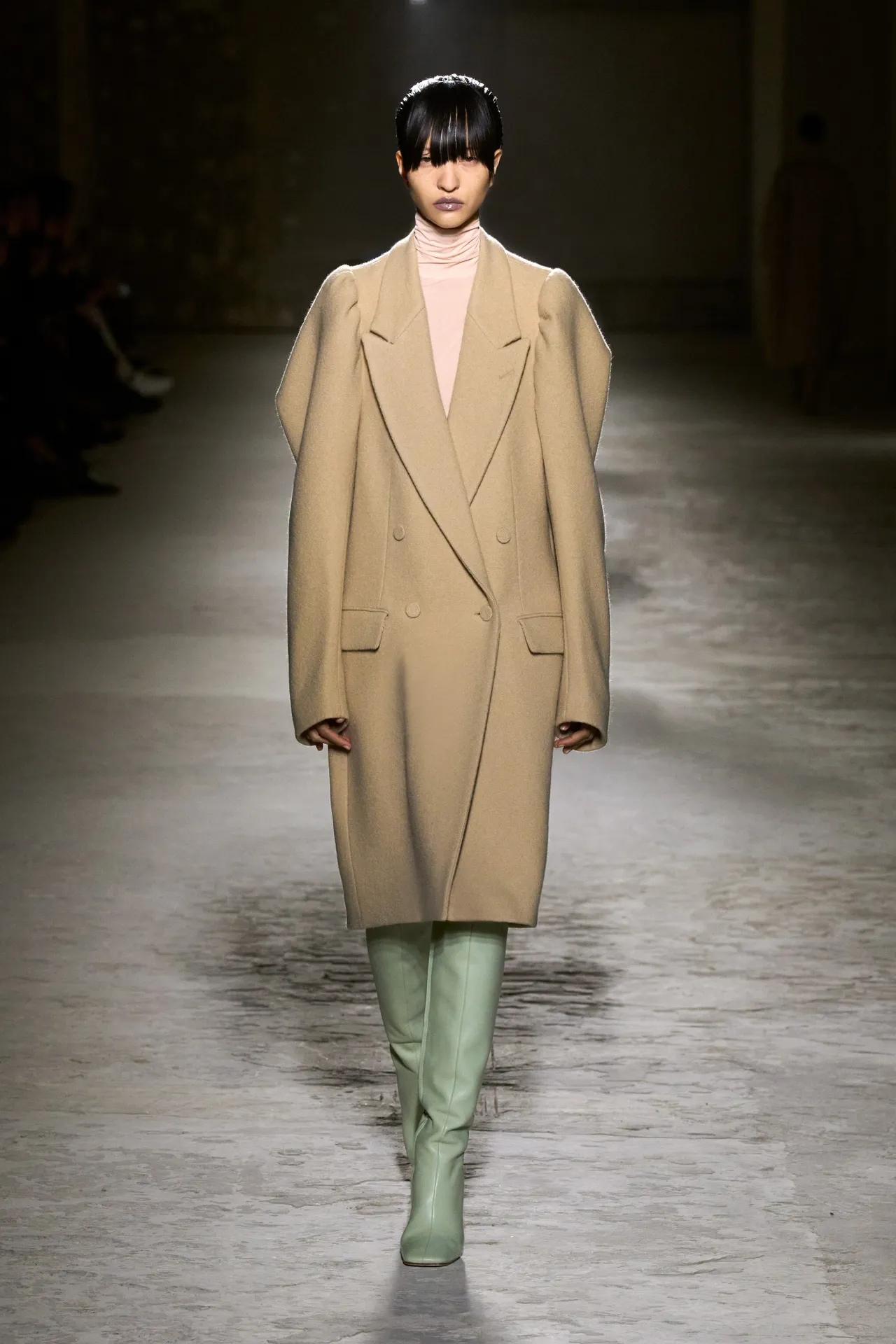 00006-dries-van-noten-fall-2024-ready-to-wear-credit-gorunway