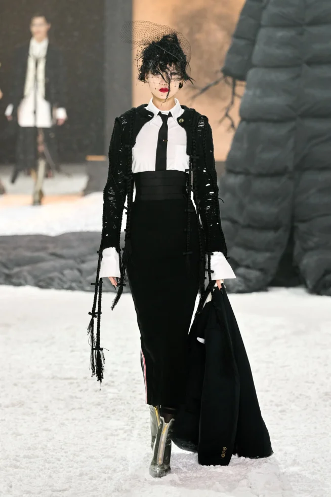 00008-thom-browne-fall-2024-ready-to-wear-credit-gorunway