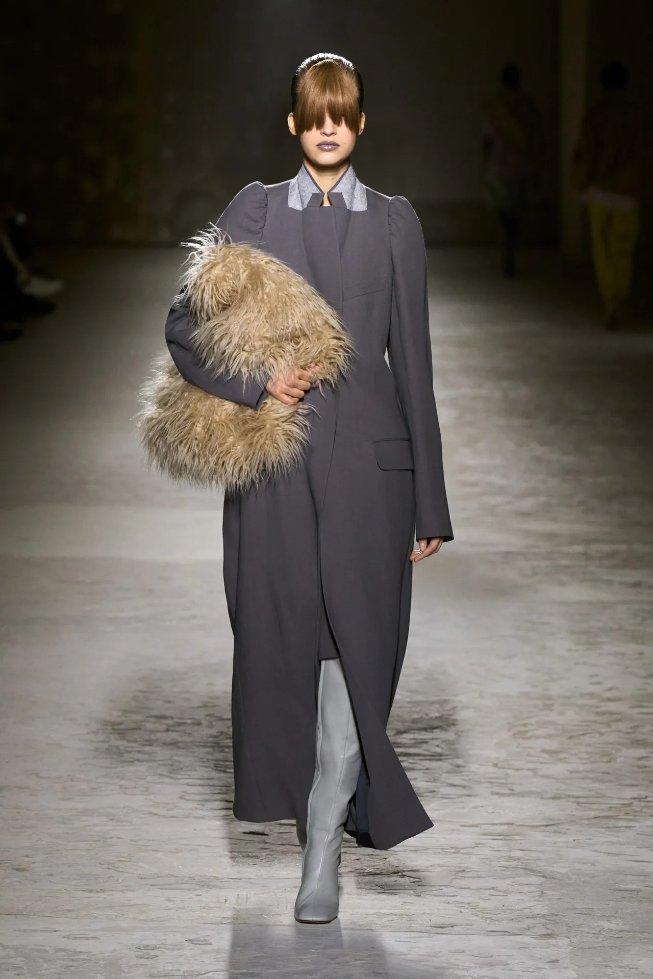 00009-dries-van-noten-fall-2024-ready-to-wear-credit-gorunway