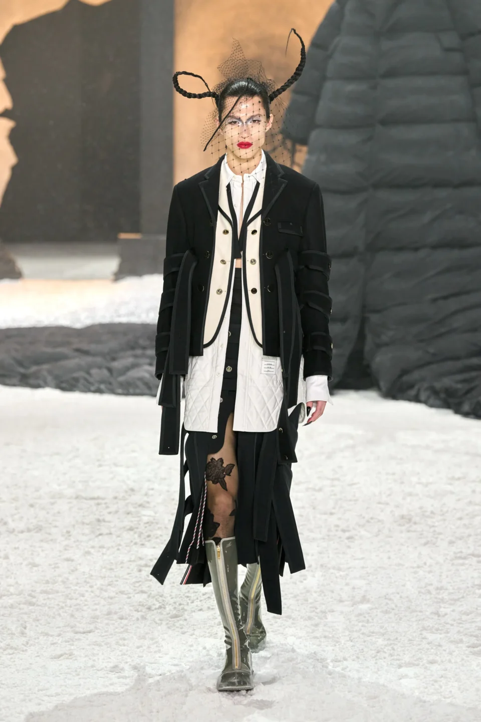 00010-thom-browne-fall-2024-ready-to-wear-credit-gorunway