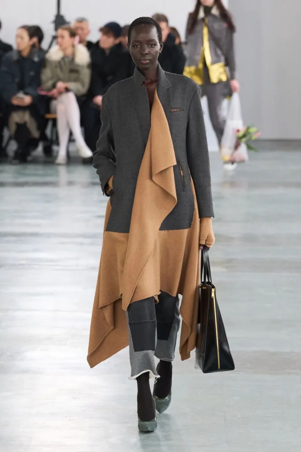 00012-undercover-fall-2024-ready-to-wear-credit-gorunway