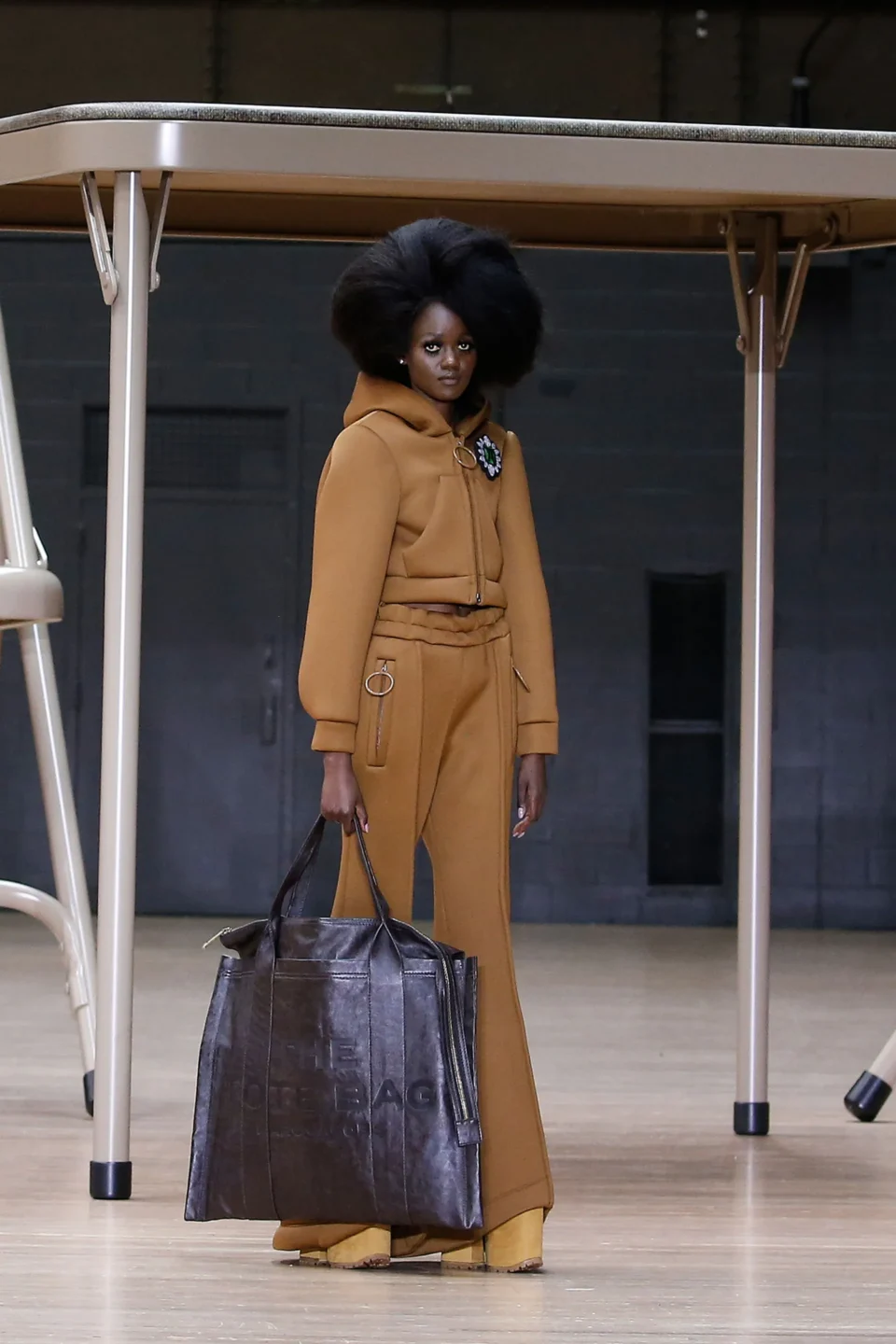00015-marc-jacobs-spring-2024-ready-to-wear-courtesy-of-marc-jacobs