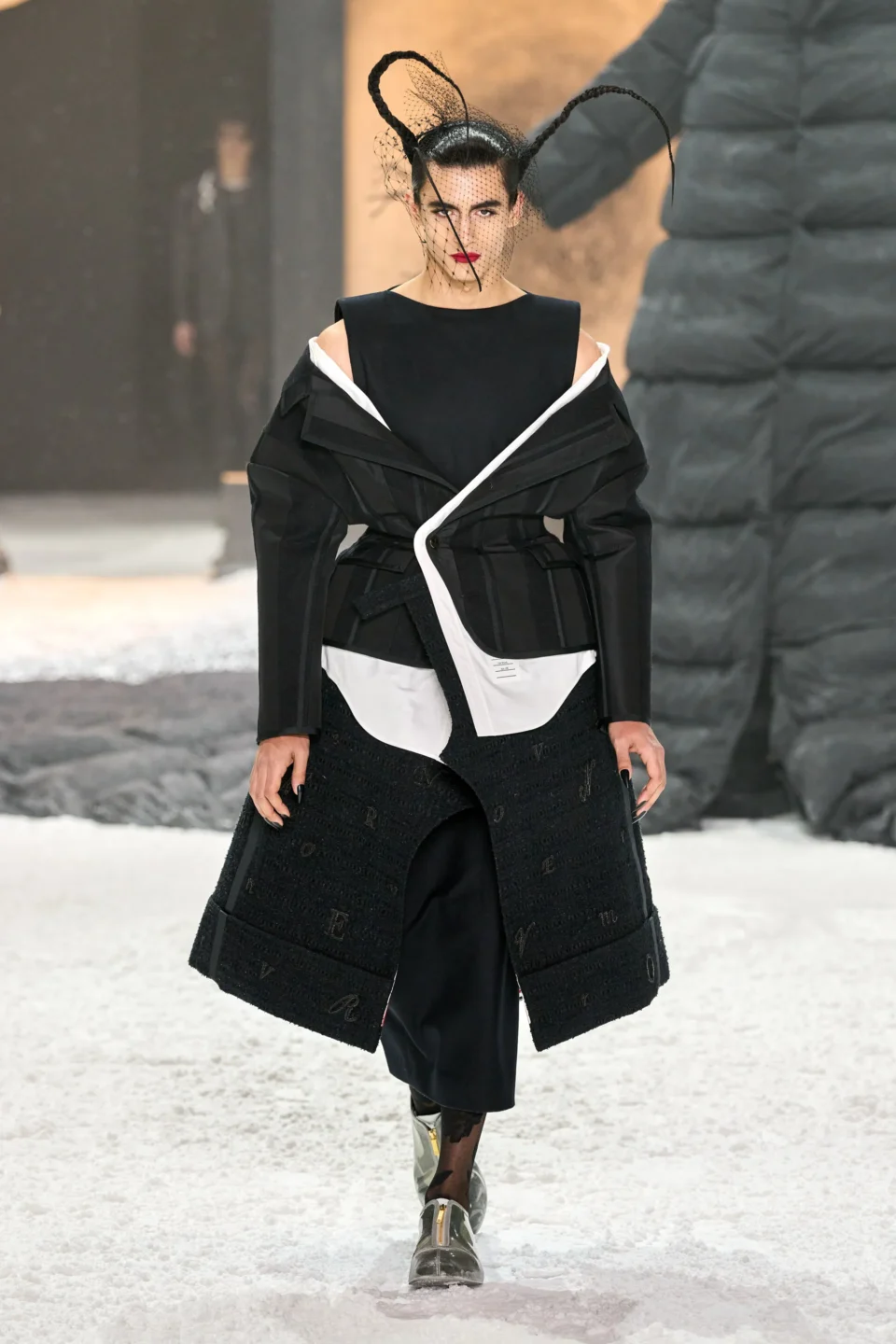 00017-thom-browne-fall-2024-ready-to-wear-credit-gorunway