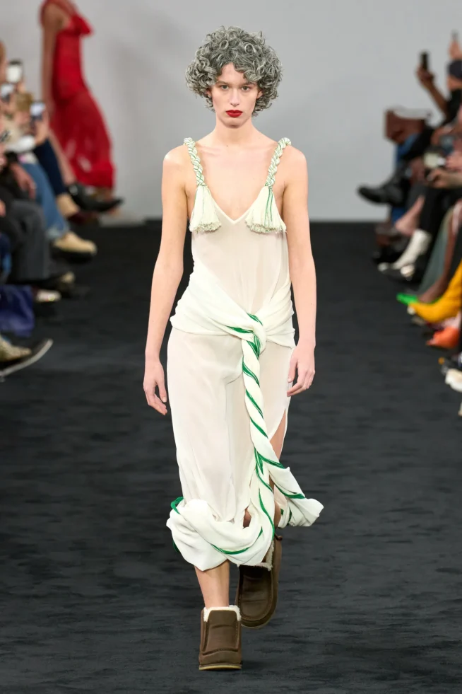 00022-j-w-anderson-fall-2024-ready-to-wear-credit-gorunway
