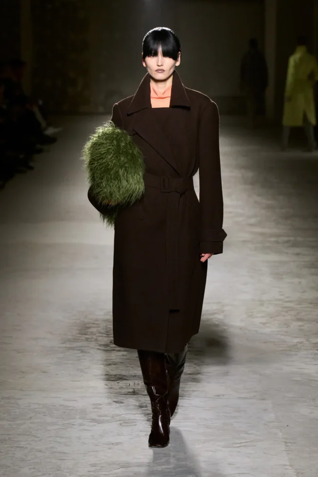 00027-dries-van-noten-fall-2024-ready-to-wear-credit-gorunway