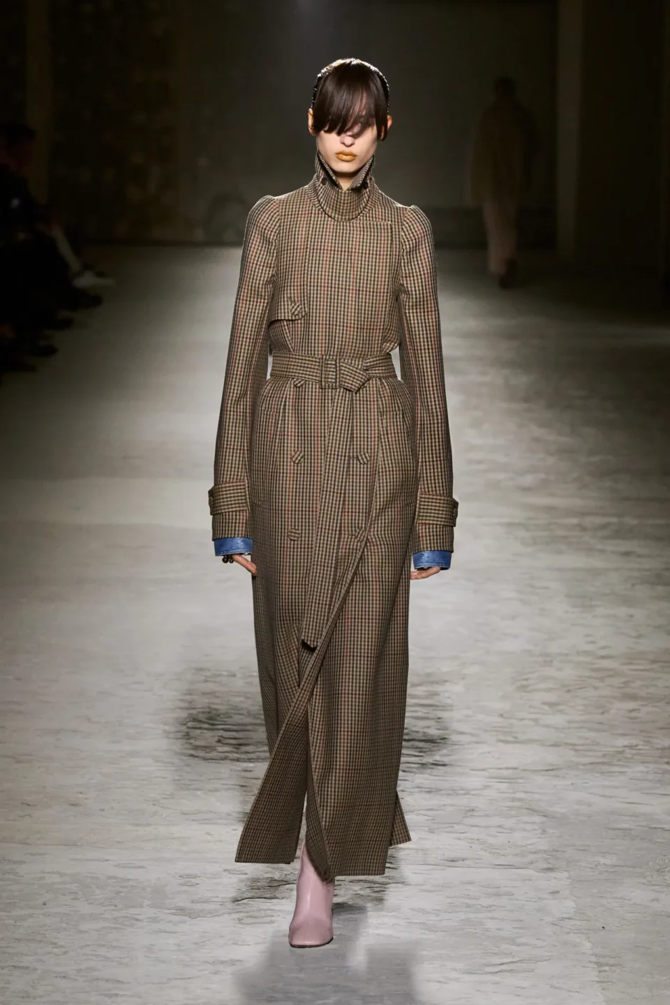 00030-dries-van-noten-fall-2024-ready-to-wear-credit-gorunway
