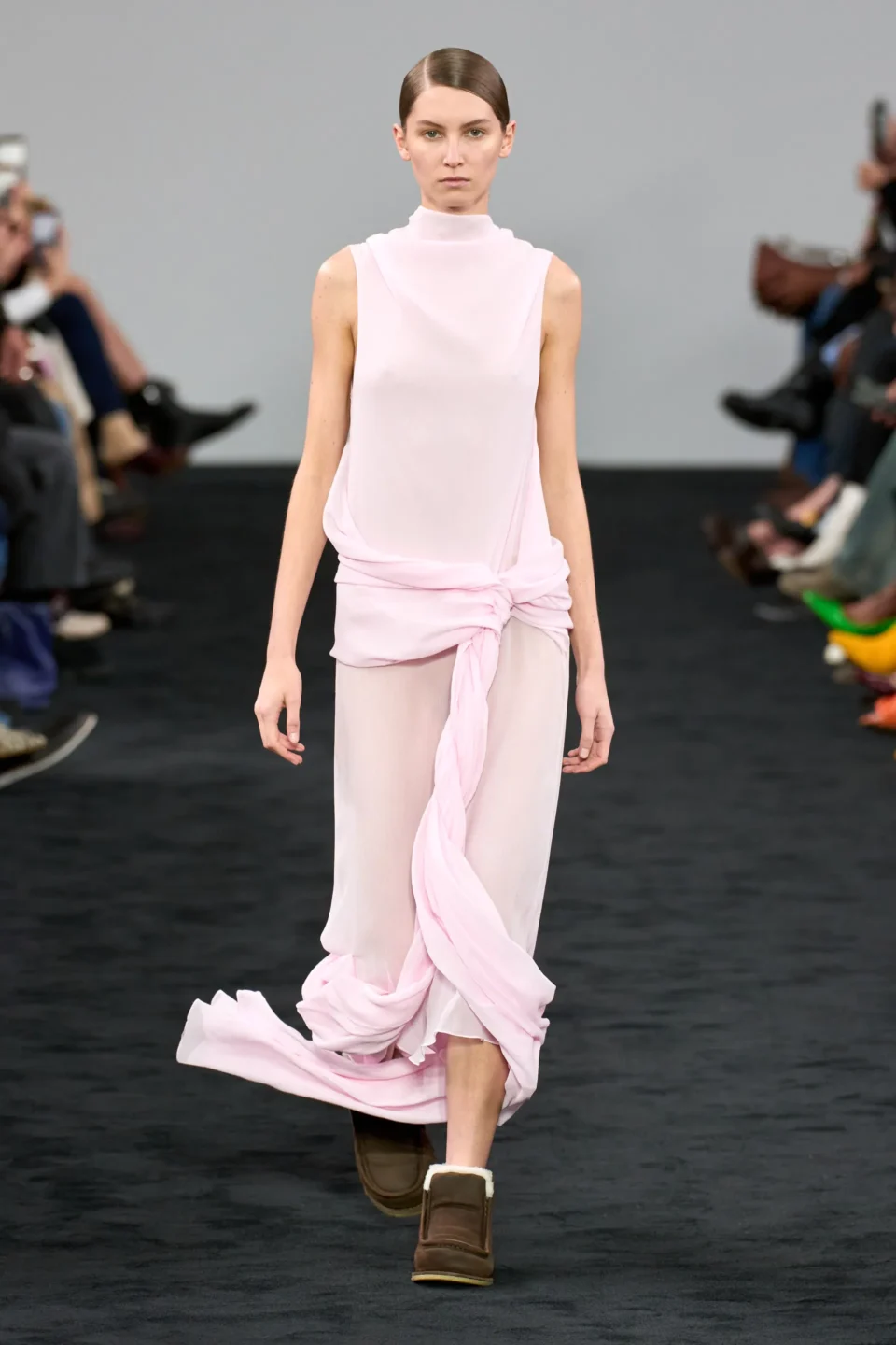 00034-j-w-anderson-fall-2024-ready-to-wear-credit-gorunway