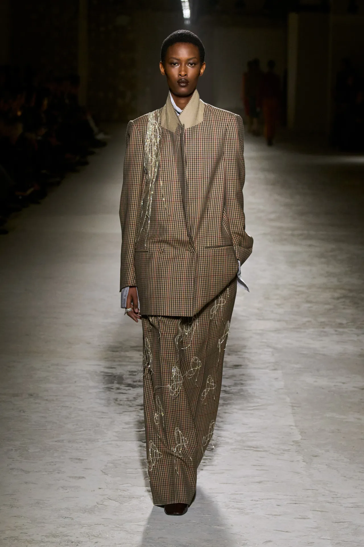 00035-dries-van-noten-fall-2024-ready-to-wear-credit-gorunway