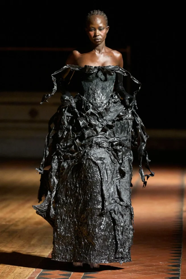 00037-dilara-findikoglu-fall-2024-ready-to-wear-credit-gorunway
