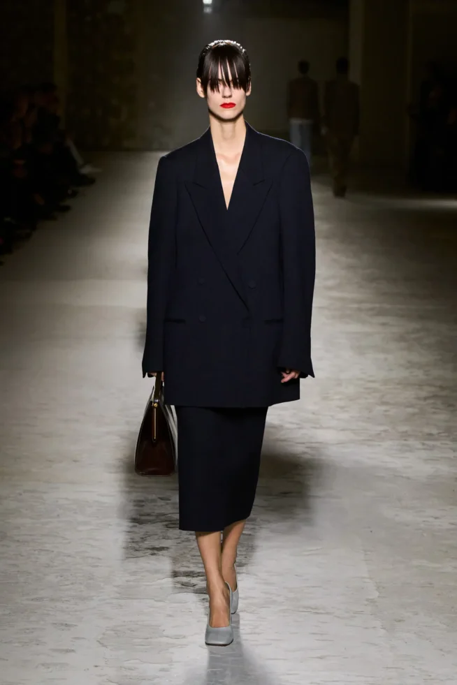 00043-dries-van-noten-fall-2024-ready-to-wear-credit-gorunway