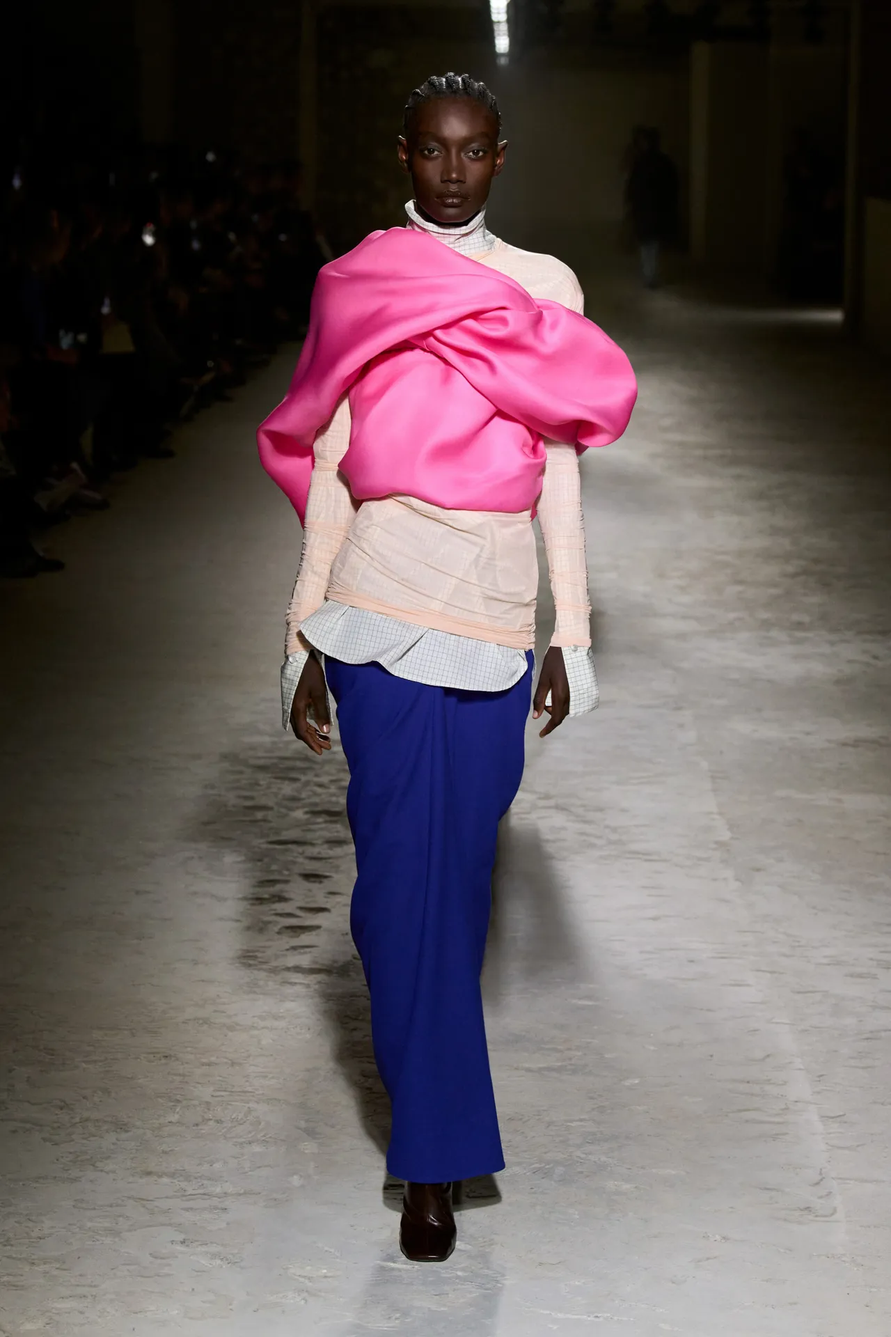 00047-dries-van-noten-fall-2024-ready-to-wear-credit-gorunway
