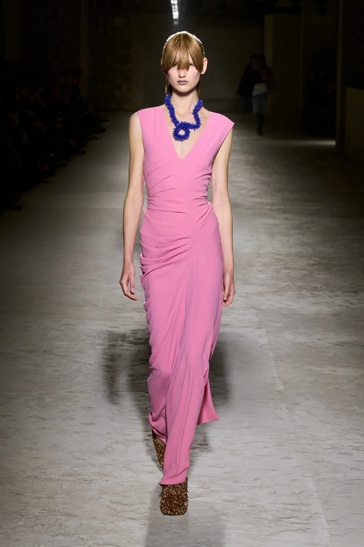 00049-dries-van-noten-fall-2024-ready-to-wear-credit-gorunway