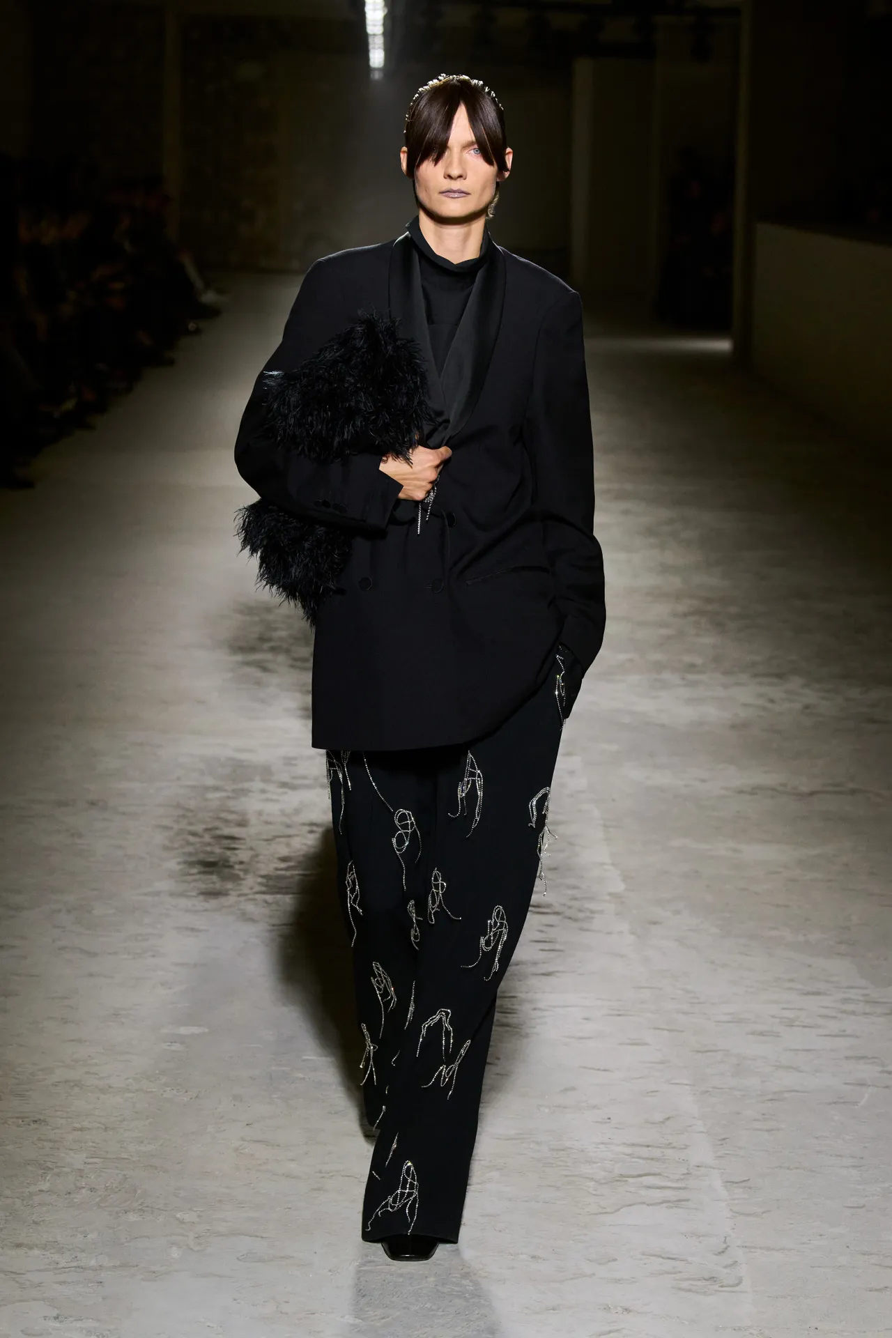 00052-dries-van-noten-fall-2024-ready-to-wear-credit-gorunway